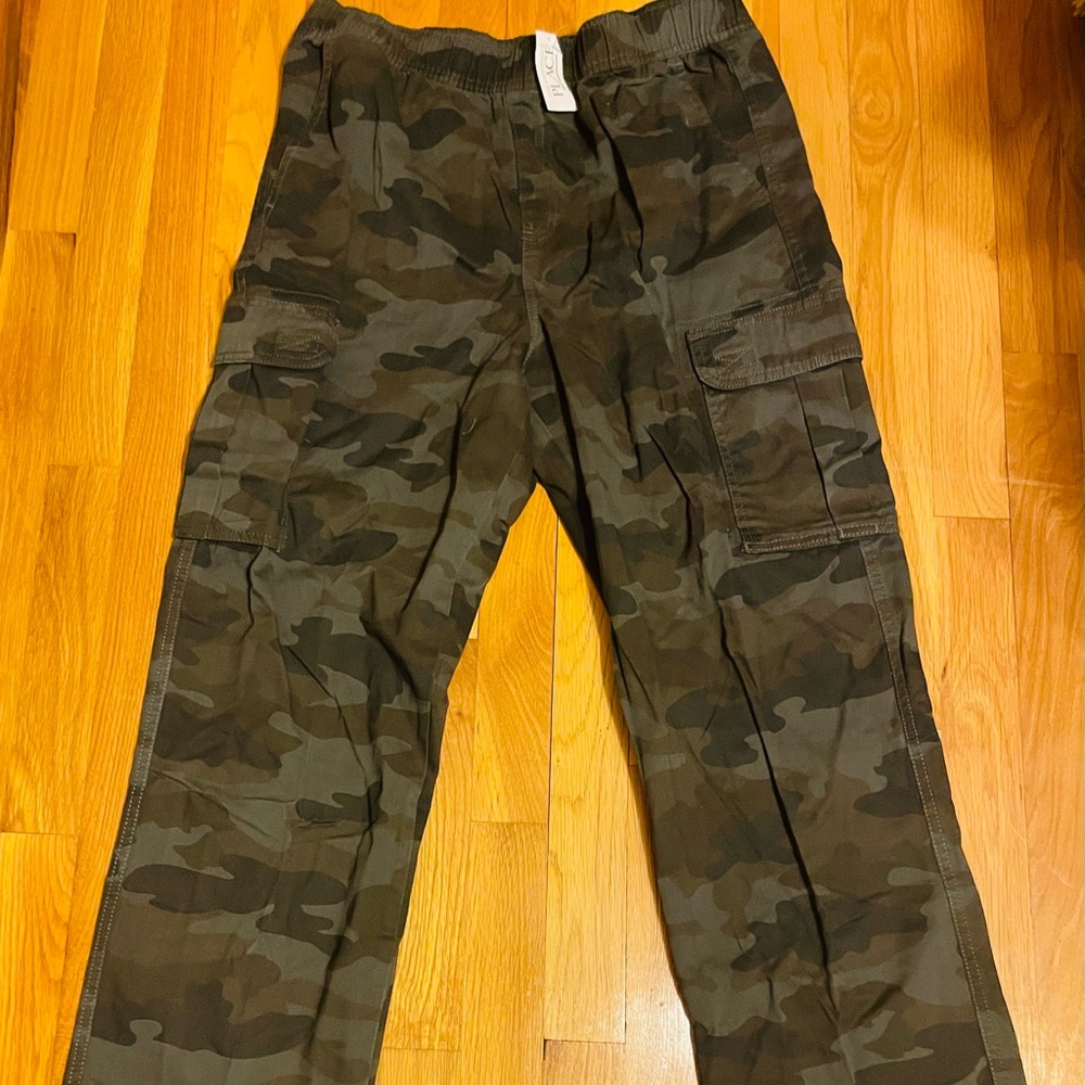 Boys Size 18 Husky Camo Pants (New)